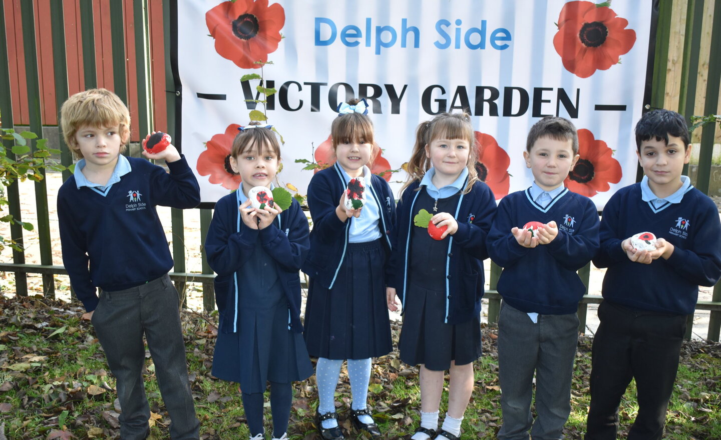 Image of Year 2 visit the Victory Garden